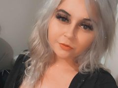 goddessash0 - blond female webcam at ImLive