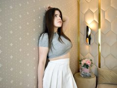 HaleyGarcia - female with black hair and  big tits webcam at ImLive