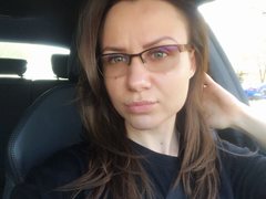 HeartlessQueennn - female with brown hair and  small tits webcam at ImLive