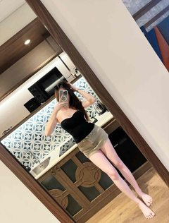 Helen01 - female webcam at ImLive