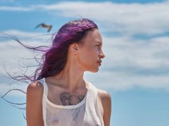 HollyColeman - female with black hair webcam at ImLive