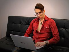 HornyStephen - male webcam at LiveJasmin