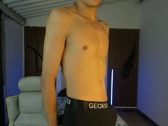 HottLoverForU69 - male webcam at xLoveCam