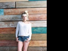 Jeikaxxx - blond female with  big tits webcam at ImLive