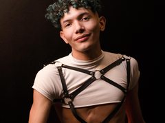 Im_alejo - male webcam at ImLive