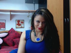 NiaElyse - female with brown hair webcam at LiveJasmin