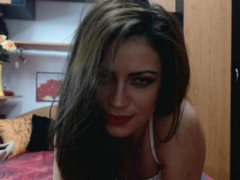 NiaElyse - female with brown hair webcam at LiveJasmin