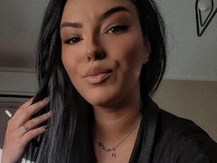 LourdesIch - female with black hair and  big tits webcam at ImLive