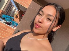 Isabell18667 from ImLive