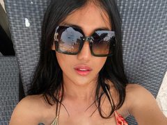 IslandGirlPoca - shemale with black hair webcam at ImLive
