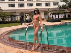 IslandGirlPoca - shemale with black hair webcam at ImLive