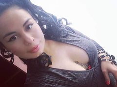 IvvannaParis - female with red hair and  big tits webcam at xLoveCam