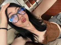 Ivy_Storm from ImLive