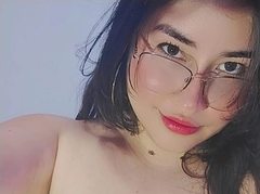 JackyBell69 - female with brown hair and  big tits webcam at ImLive