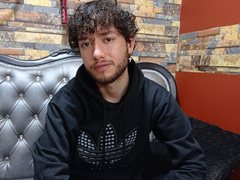 JakeGrantx - male webcam at ImLive