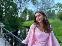 JaneBevy - female with brown hair and  big tits webcam at ImLive