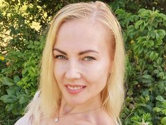 Janie_Kay from ImLive
