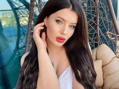 HallieJay - female with black hair and  big tits webcam at LiveJasmin