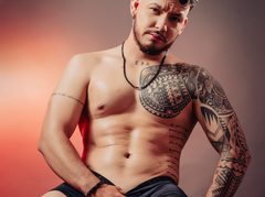 JaxRagnar088 - male webcam at ImLive