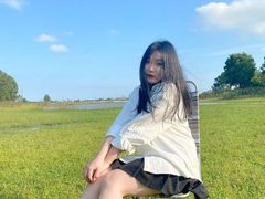 Jenny79 - female webcam at ImLive