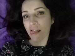 JennySienna - female with brown hair and  small tits webcam at xLoveCam