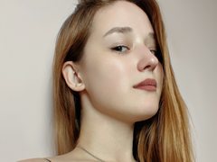 AgataFerra - blond female with  big tits webcam at LiveJasmin