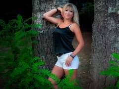 TastyCarmen - female with brown hair and  big tits webcam at xLoveCam