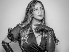 EvilDomQueen - female with brown hair and  big tits webcam at LiveJasmin