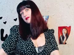 JillSilvies - female with red hair and  big tits webcam at xLoveCam
