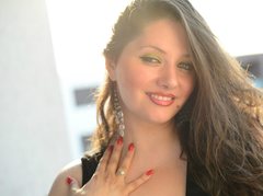 rainbowsky929 - female with brown hair and  big tits webcam at LiveJasmin