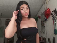 JuliannaLingx from ImLive