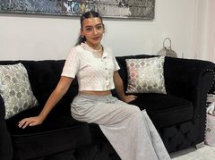 JulietaMarquez - female with black hair webcam at LiveJasmin