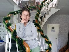 juliethlovelyyx - female with brown hair webcam at ImLive