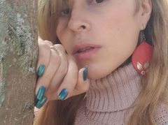 julyfucha336 - shemale with brown hair webcam at ImLive