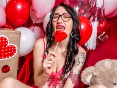 KalistaJones - female with brown hair webcam at LiveJasmin