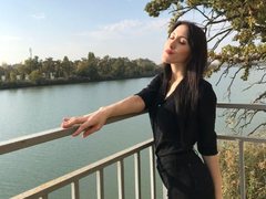 KalistaJones - female with brown hair webcam at LiveJasmin