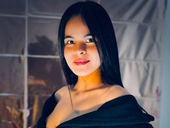 Kandy_Morgan - female with black hair webcam at ImLive
