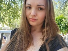 KarOline_Hott from ImLive