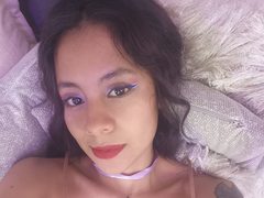 KarenMorgan - female with black hair and  small tits webcam at ImLive