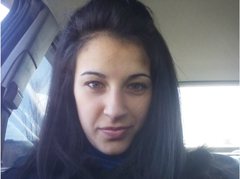 Karinabrunette - female with black hair and  small tits webcam at ImLive