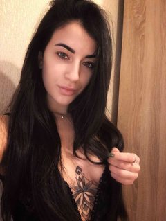 Karinabrunette from ImLive