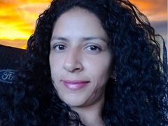 KateWillianss - female with black hair and  small tits webcam at ImLive