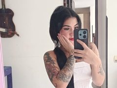 KattDiamond from ImLive