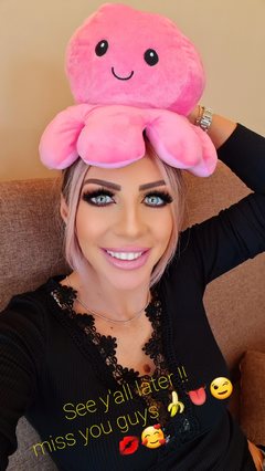 KayaWallker - blond female webcam at LiveJasmin