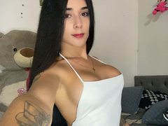 kattyboom22 - shemale with black hair webcam at ImLive