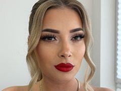 KellseyReese - blond female with  big tits webcam at ImLive