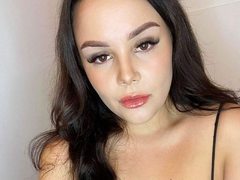 KendalThomso - female with black hair and  big tits webcam at LiveJasmin