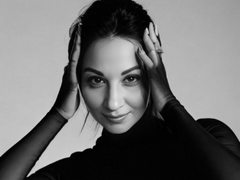 Kethlyne - female with black hair webcam at ImLive