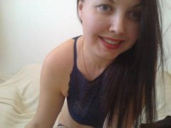 keytlin - female with brown hair webcam at ImLive