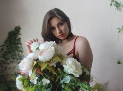 KimShoogar - blond female webcam at LiveJasmin